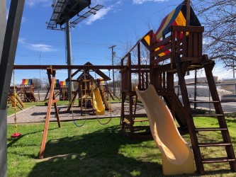 NB – Circus Clubhouse IV - Rainbow Play Systems