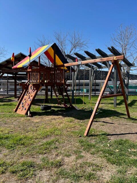 NB- FS Sunshine Castle Pk II - Rainbow Play Systems