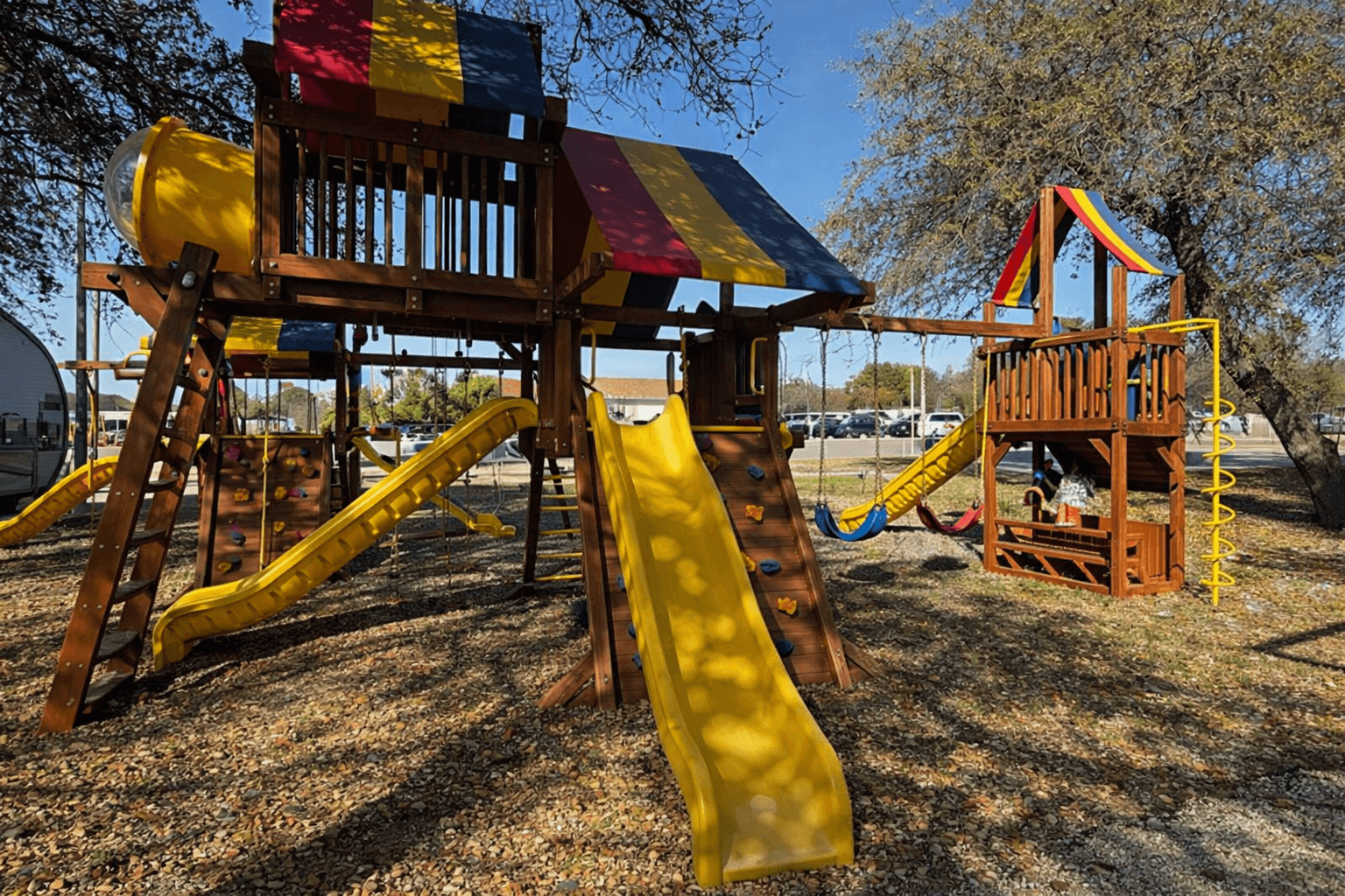 281 -15I Sunshine Castle W/Tower Loaded - Rainbow Play Systems