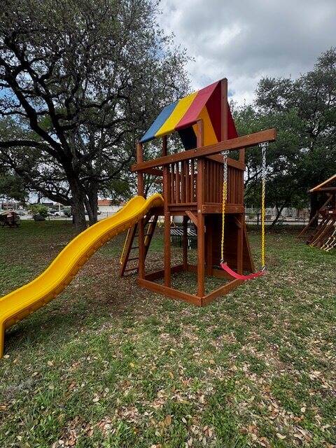 281 -33B Sunshine Clubhouse Space saver